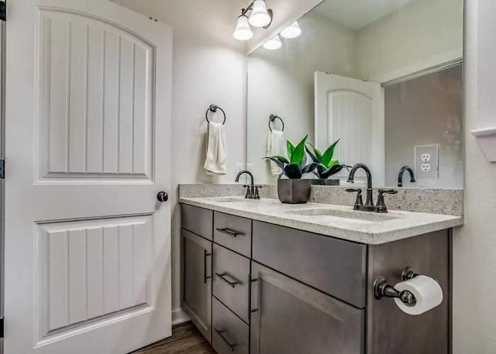 Holiday home Near Downtown Dining & Base - Flow *